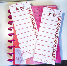 Load image into Gallery viewer, Printable Planner Insert for the Happy Planner - An autumnal To Do List with A fall apple checklist. .